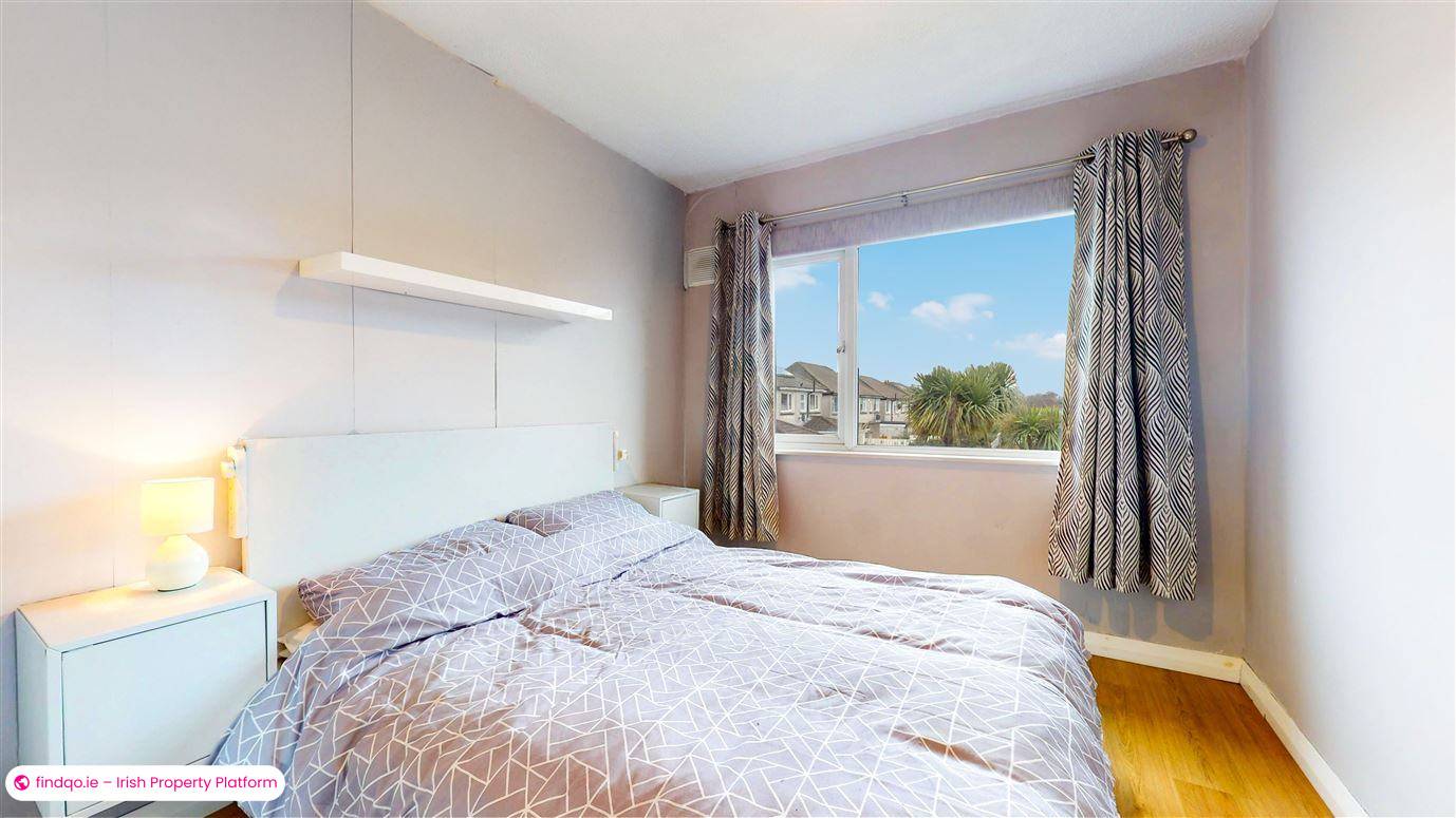 Semi-detached house for Sale in Rathfarnham, Dublin 16