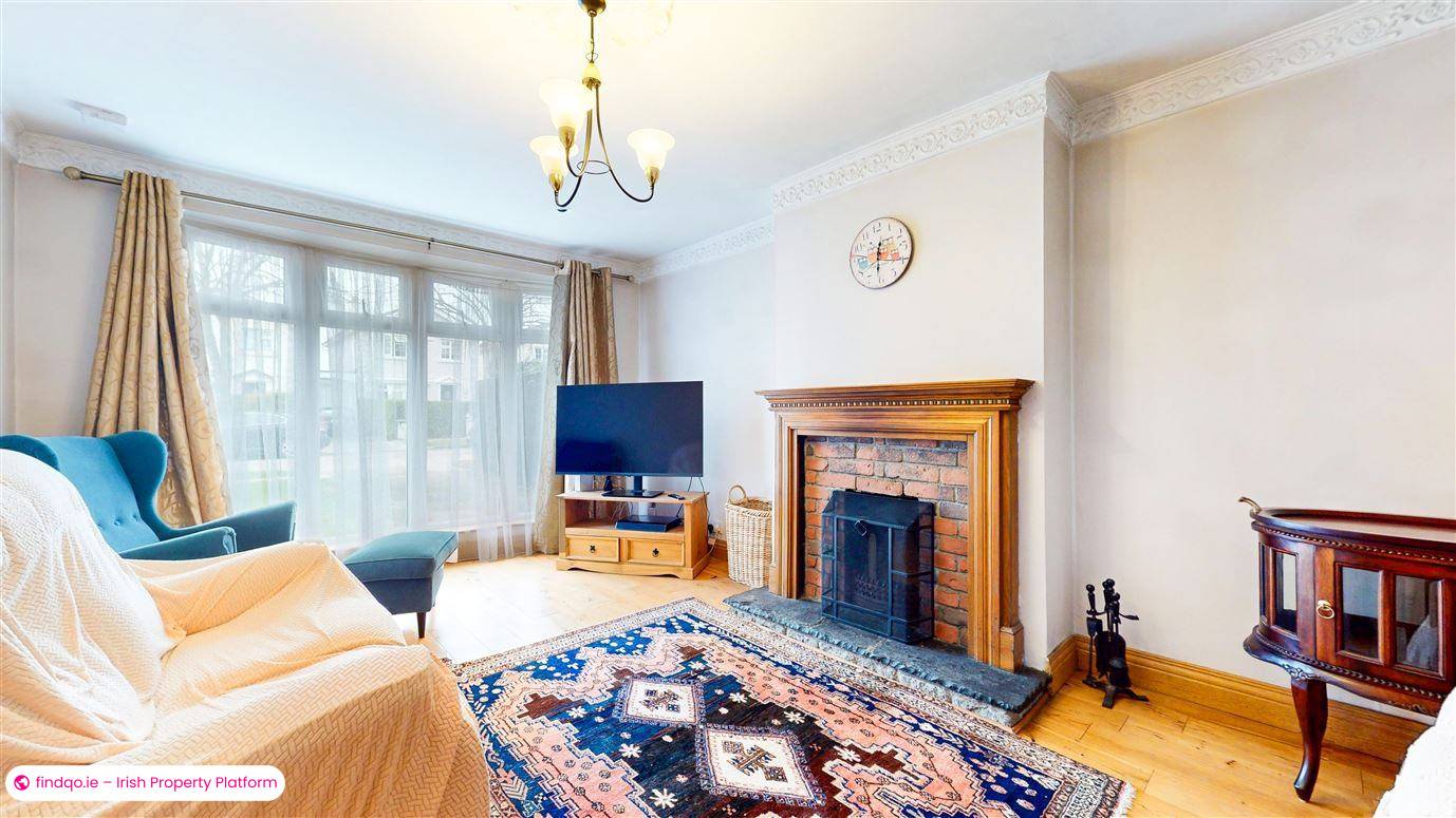Semi-detached house for Sale in Rathfarnham, Dublin 16