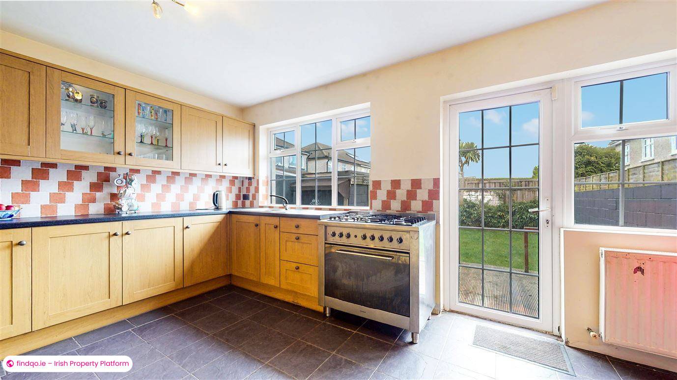 Semi-detached house for Sale in Rathfarnham, Dublin 16
