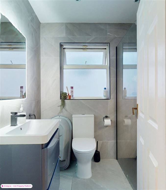 Semi-detached house for Sale in Navan, Meath