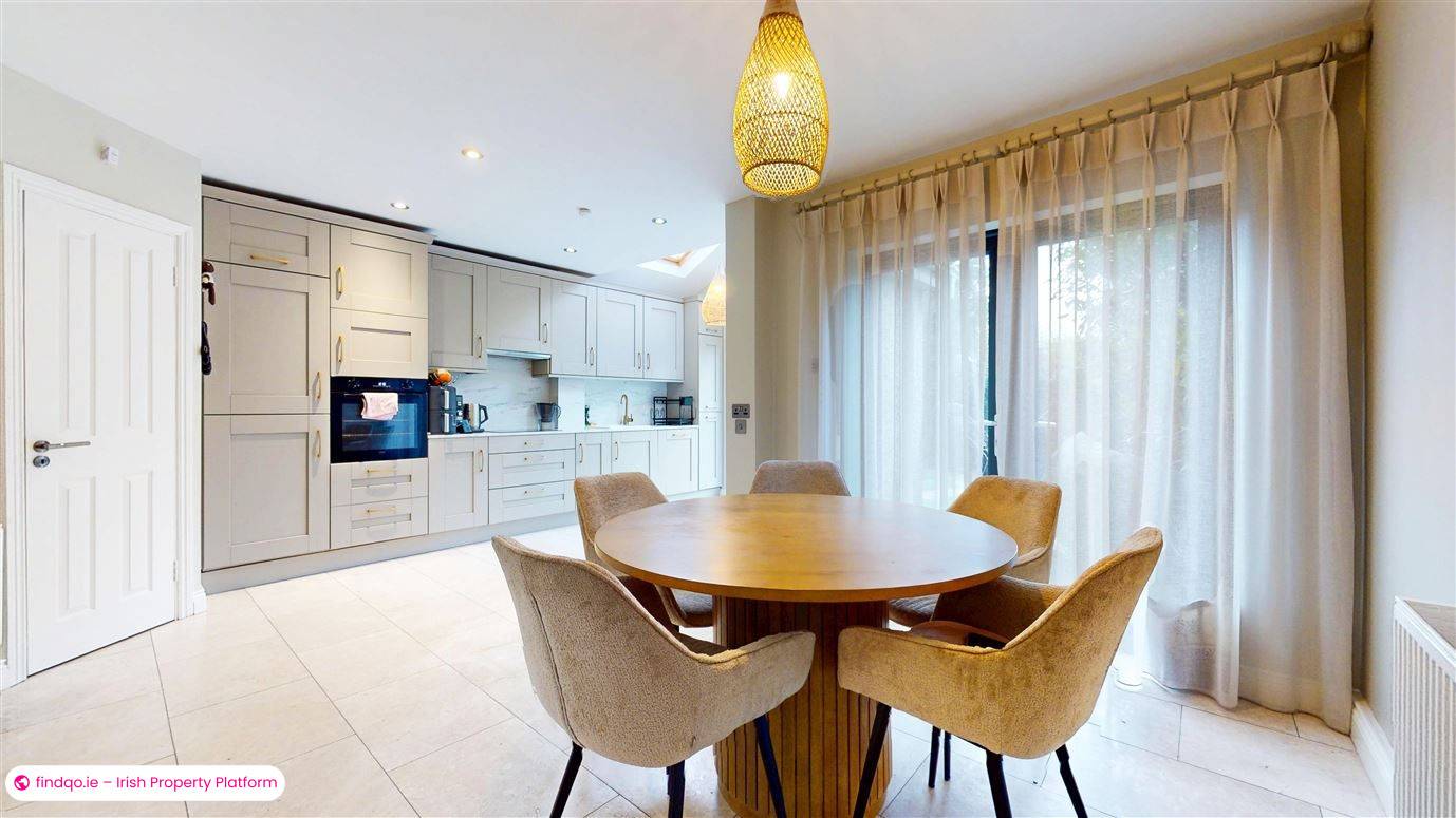 Semi-detached house for Sale in Navan Road, Dublin 7