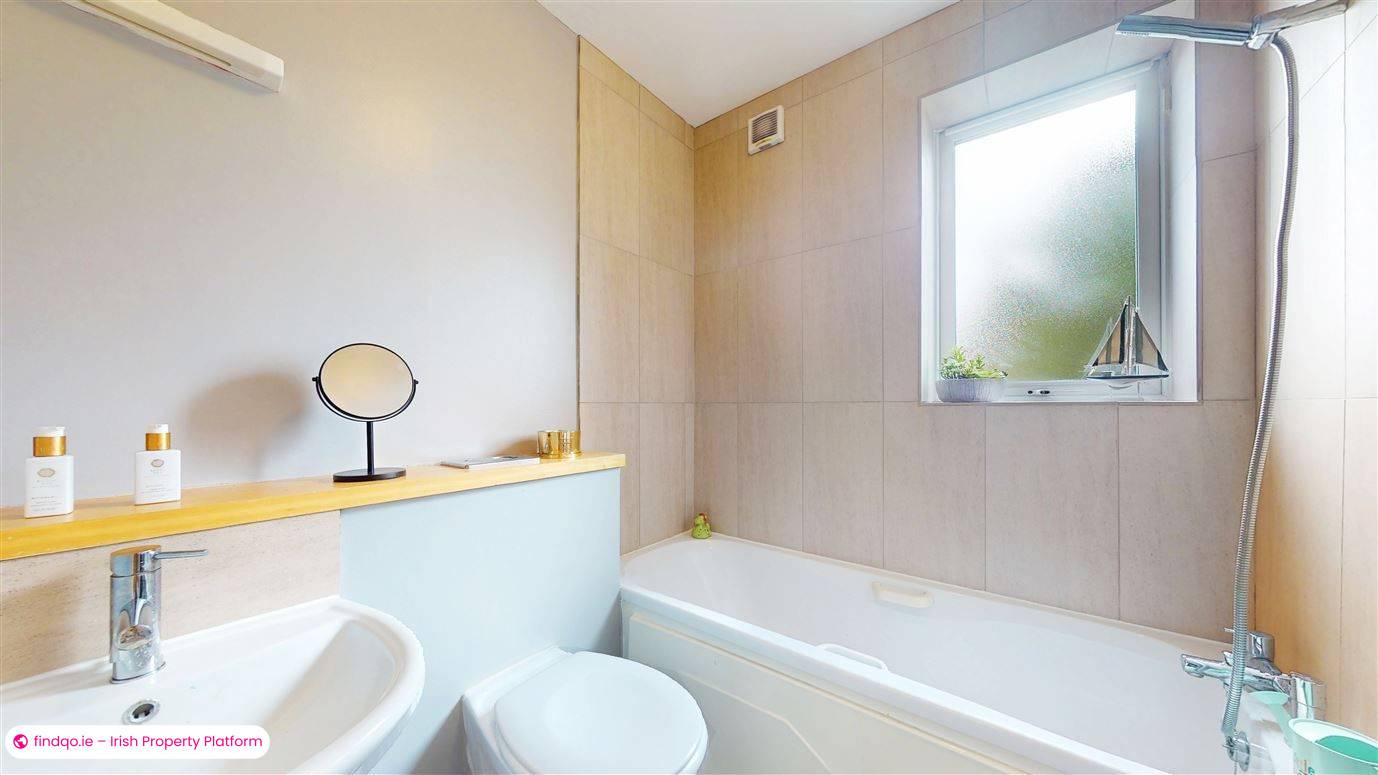 Semi-detached house for Sale in Clonsilla, Dublin 15