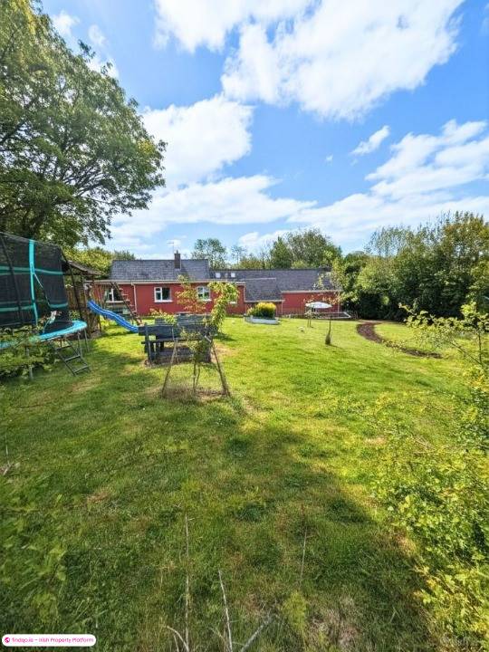 Detached house for Sale in Macroom, Cork