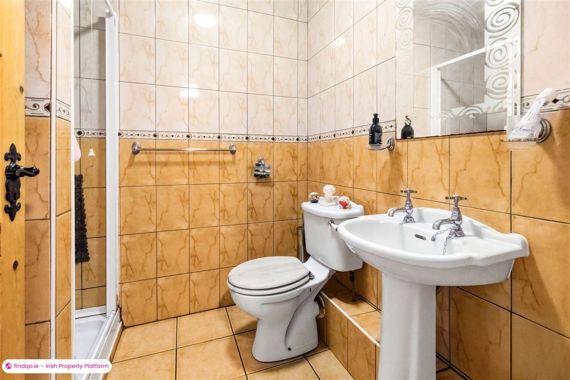 Detached house for Sale in Glanmire, Cork