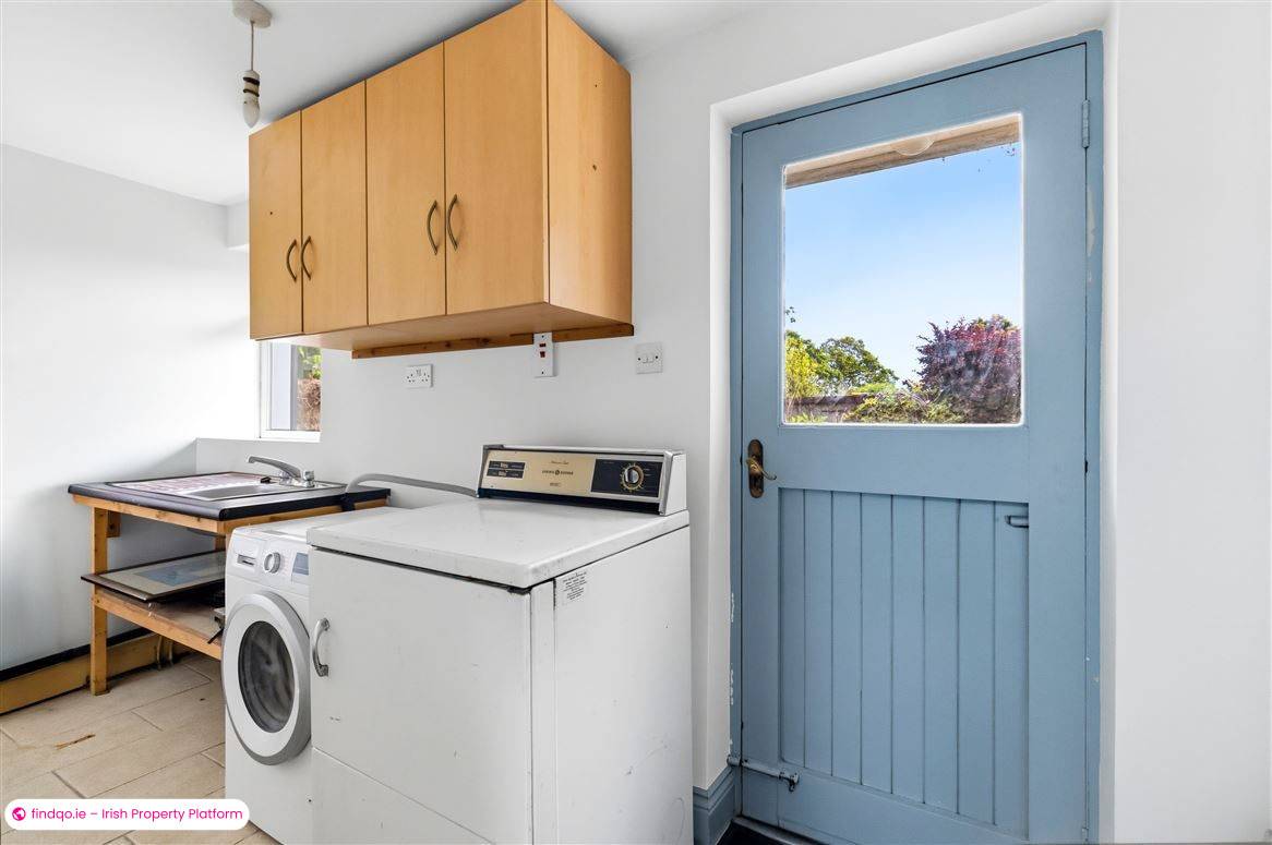 Detached house for Sale in Glanmire, Cork