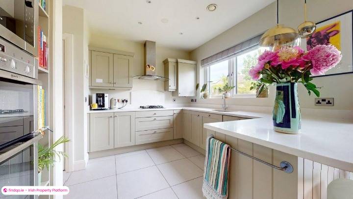 Semi-detached house for Sale in Malahide, Dublin (County)