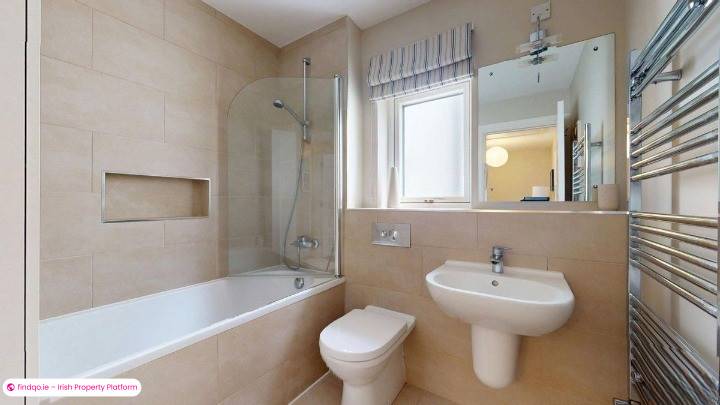 Semi-detached house for Sale in Malahide, Dublin (County)