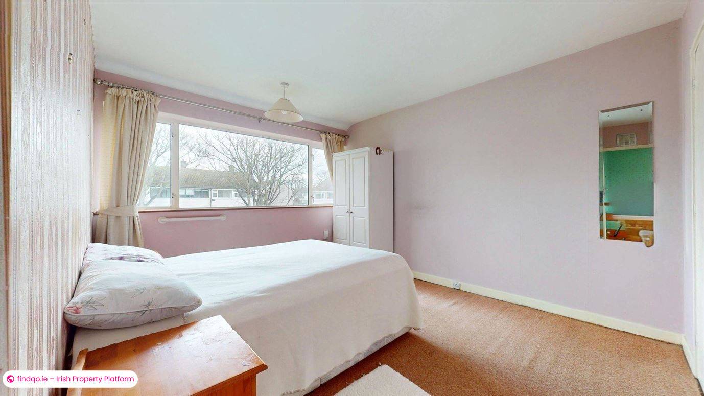 Terraced house for Sale in Sutton, Dublin 13