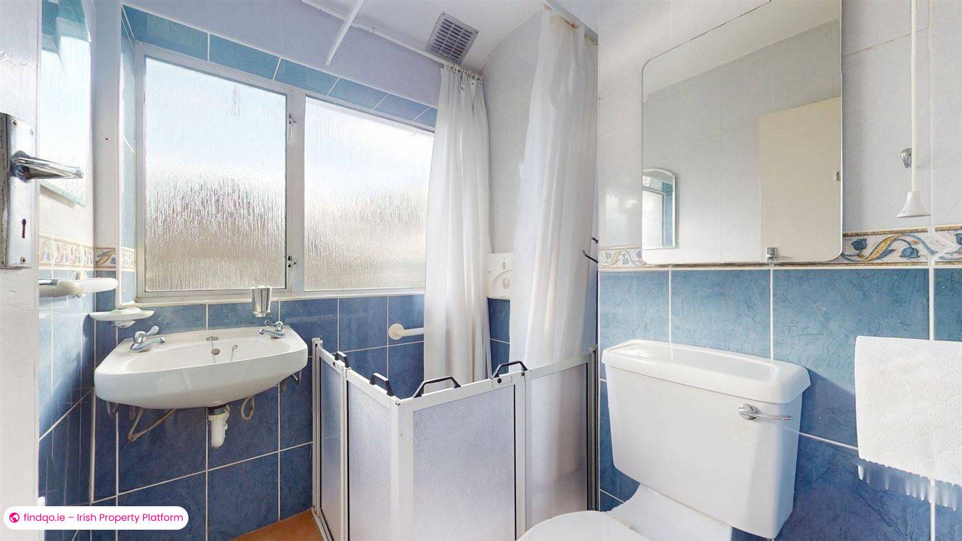 Terraced house for Sale in Sutton, Dublin 13