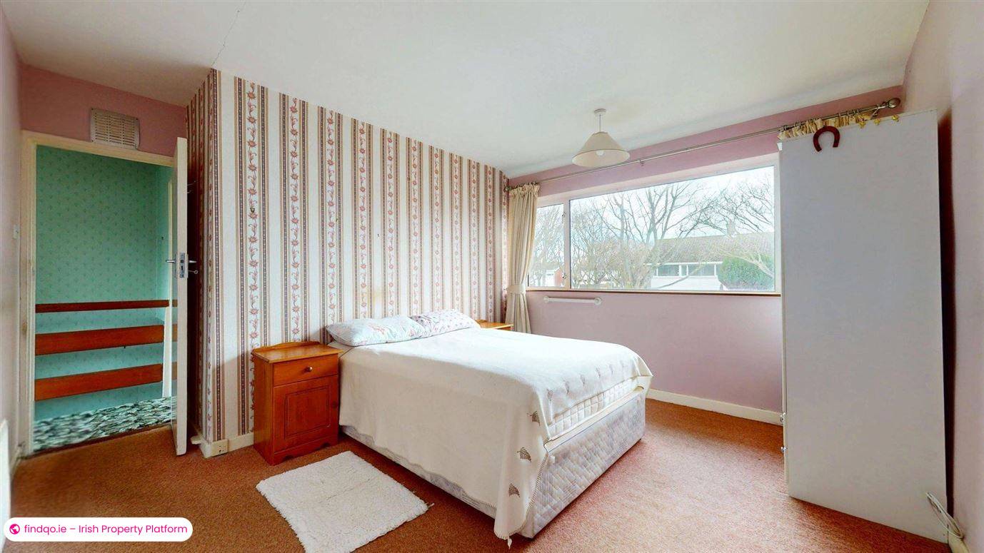 Terraced house for Sale in Sutton, Dublin 13