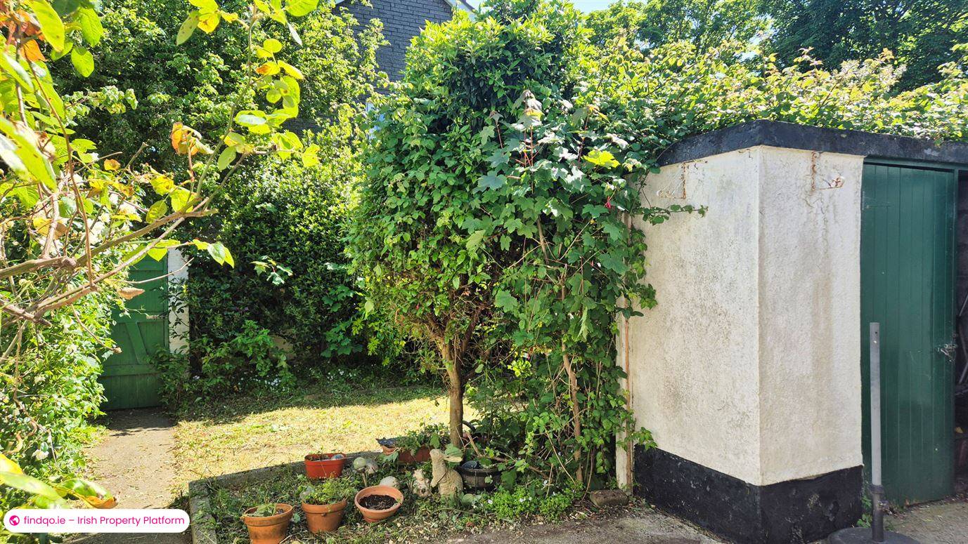Terraced house for Sale in Sutton, Dublin 13