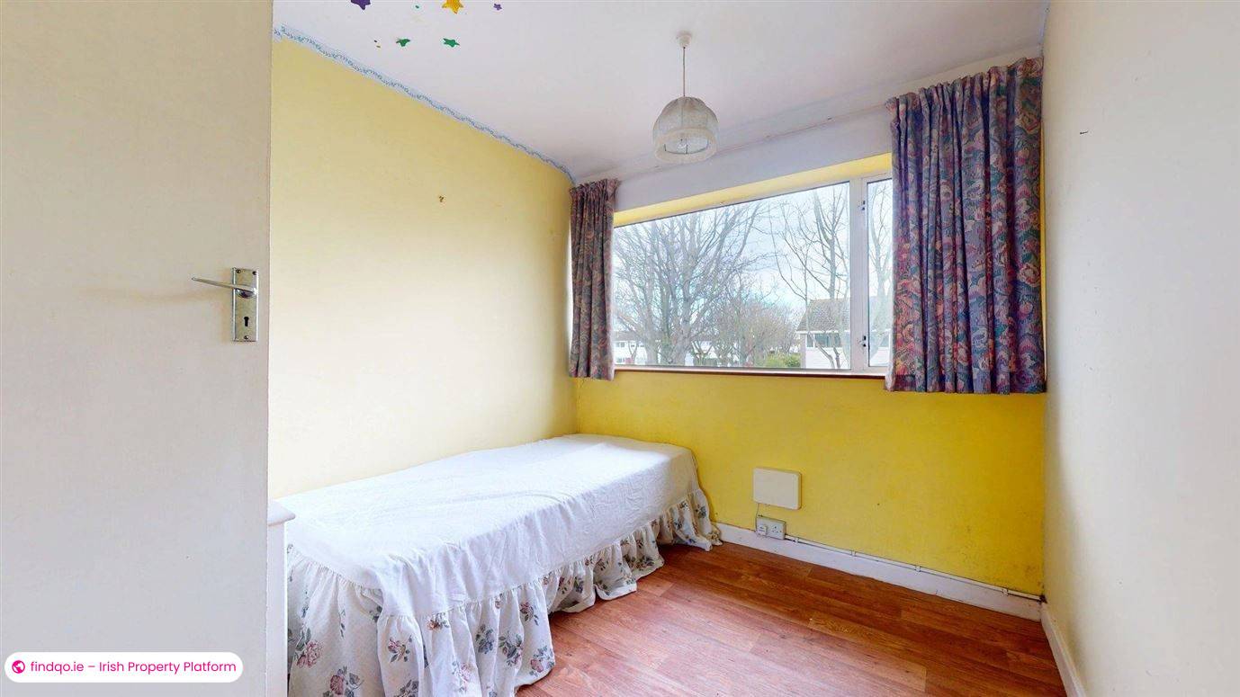 Terraced house for Sale in Sutton, Dublin 13