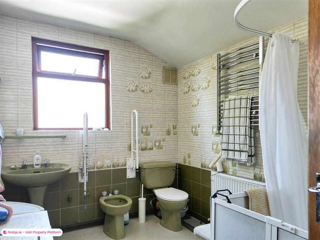 Detached house for Sale in Sutton, Dublin 13