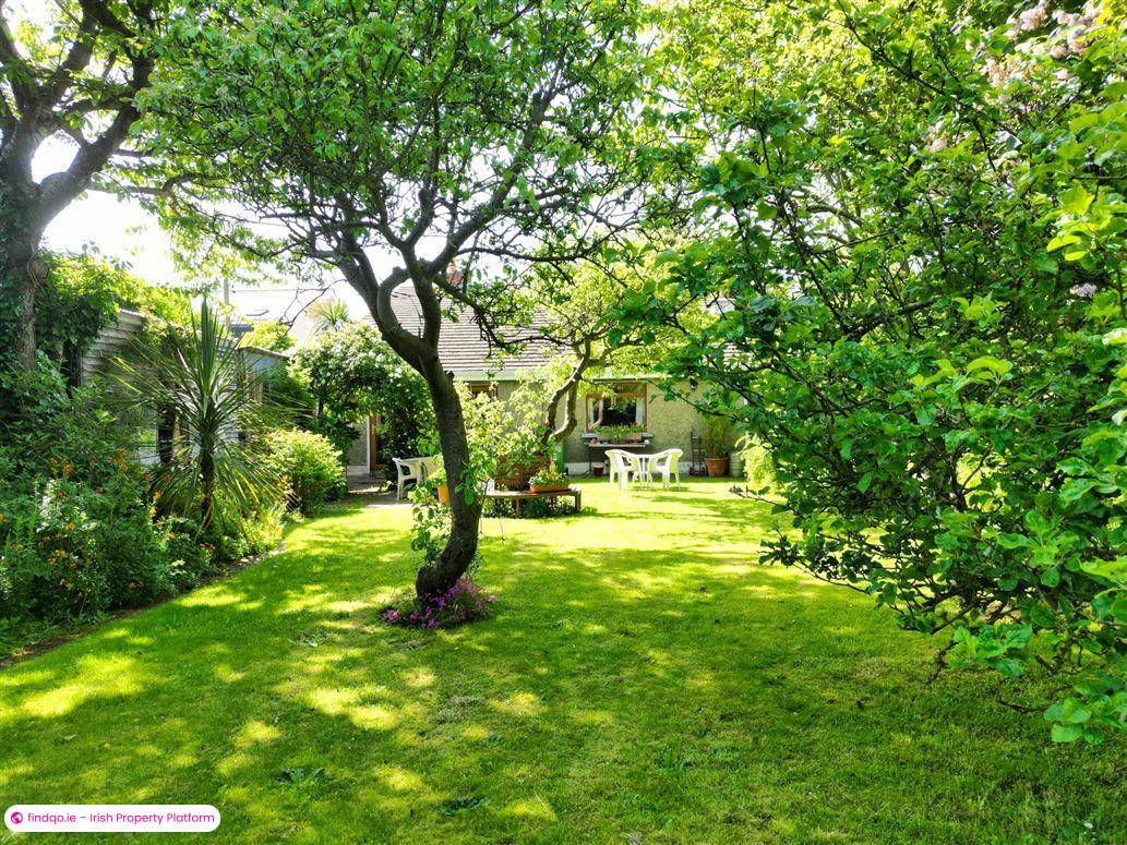 Detached house for Sale in Sutton, Dublin 13