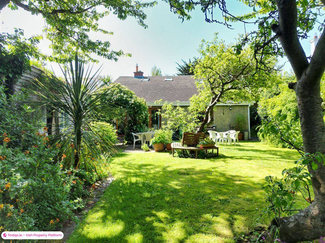 Detached house for Sale in Sutton, Dublin 13