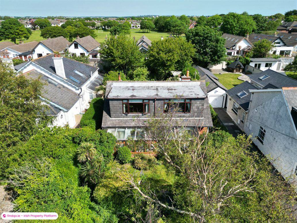 Detached house for Sale in Sutton, Dublin 13