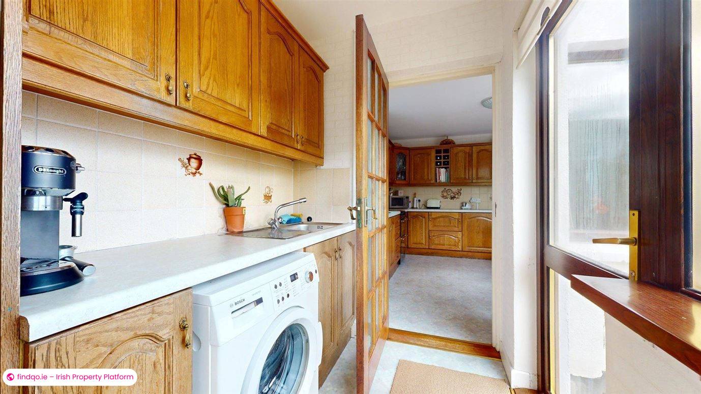 Detached house for Sale in Sutton, Dublin 13