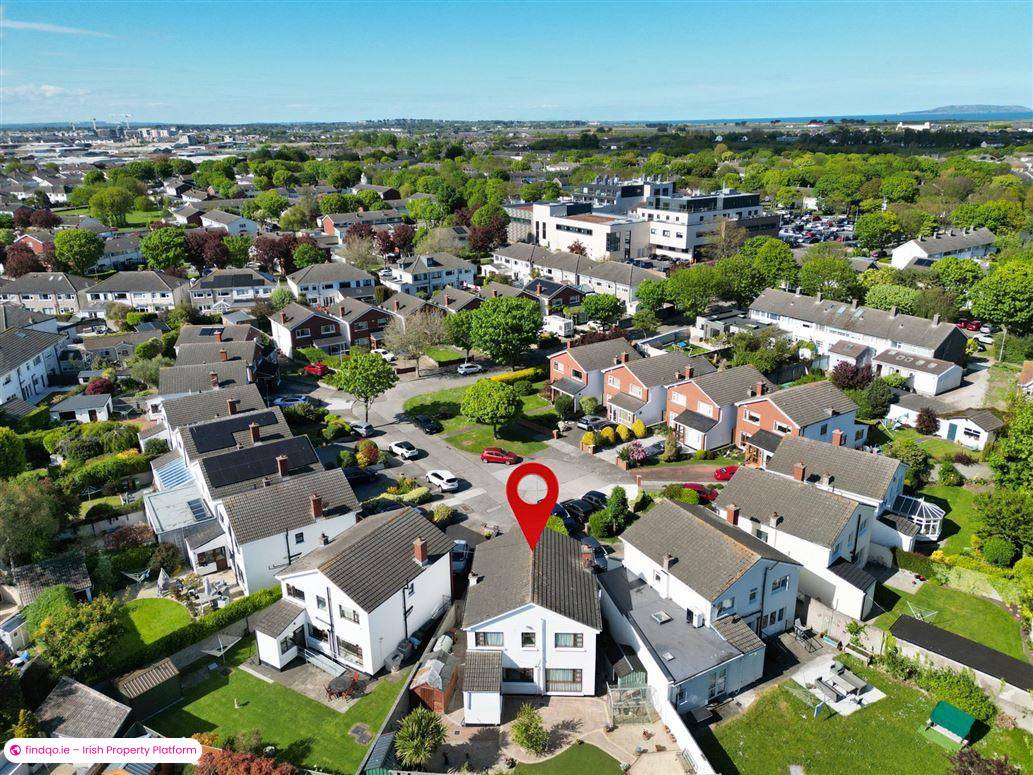 Detached house for Sale in Sutton, Dublin 13