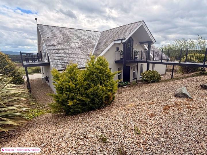 Detached house for Sale in Corlough, Cavan