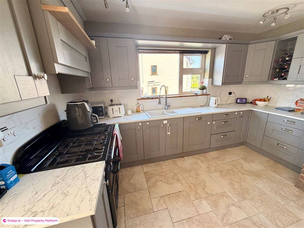 Detached house for Sale in Drumshanbo, Leitrim