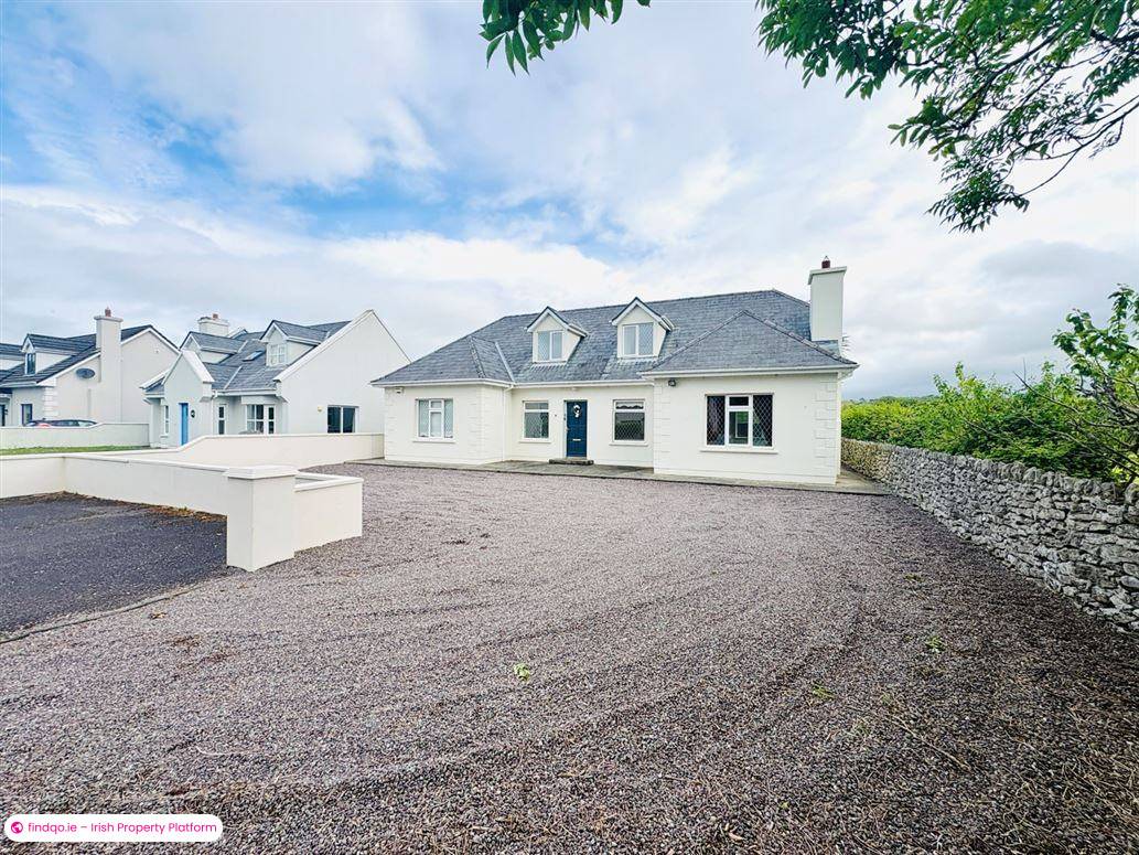 Detached house for Sale in Tralee, Kerry