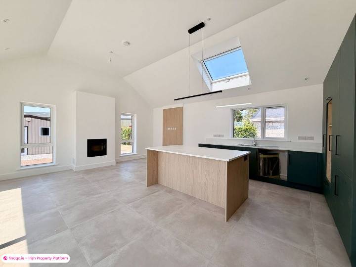 Detached house for Sale in Tralee, Kerry