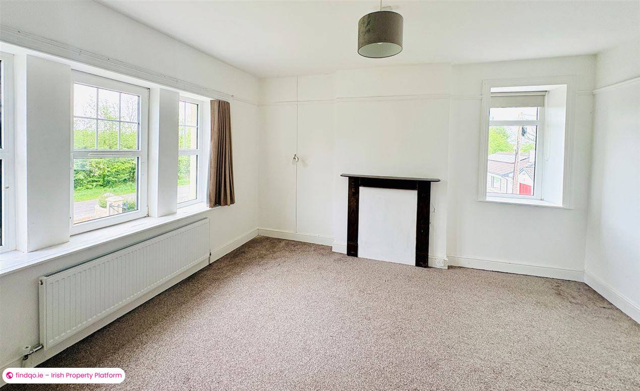Detached house for Sale in Ballymacelligott, Kerry