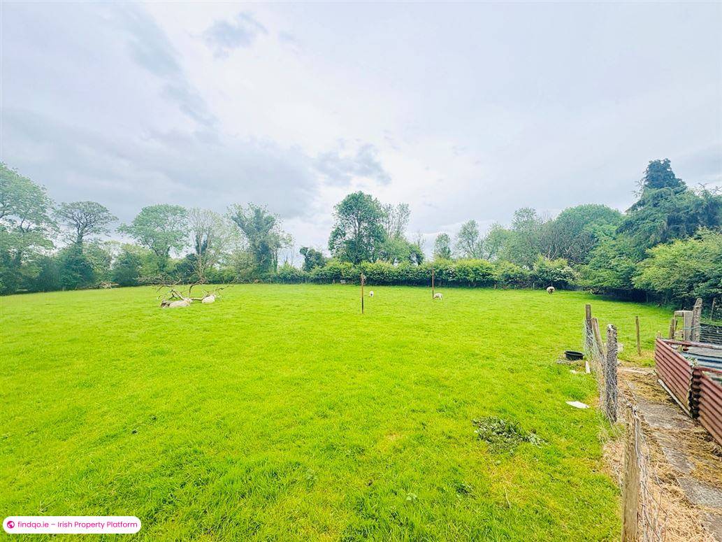 Detached house for Sale in Ballymacelligott, Kerry
