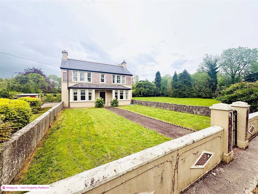 Detached house for Sale in Ballymacelligott, Kerry