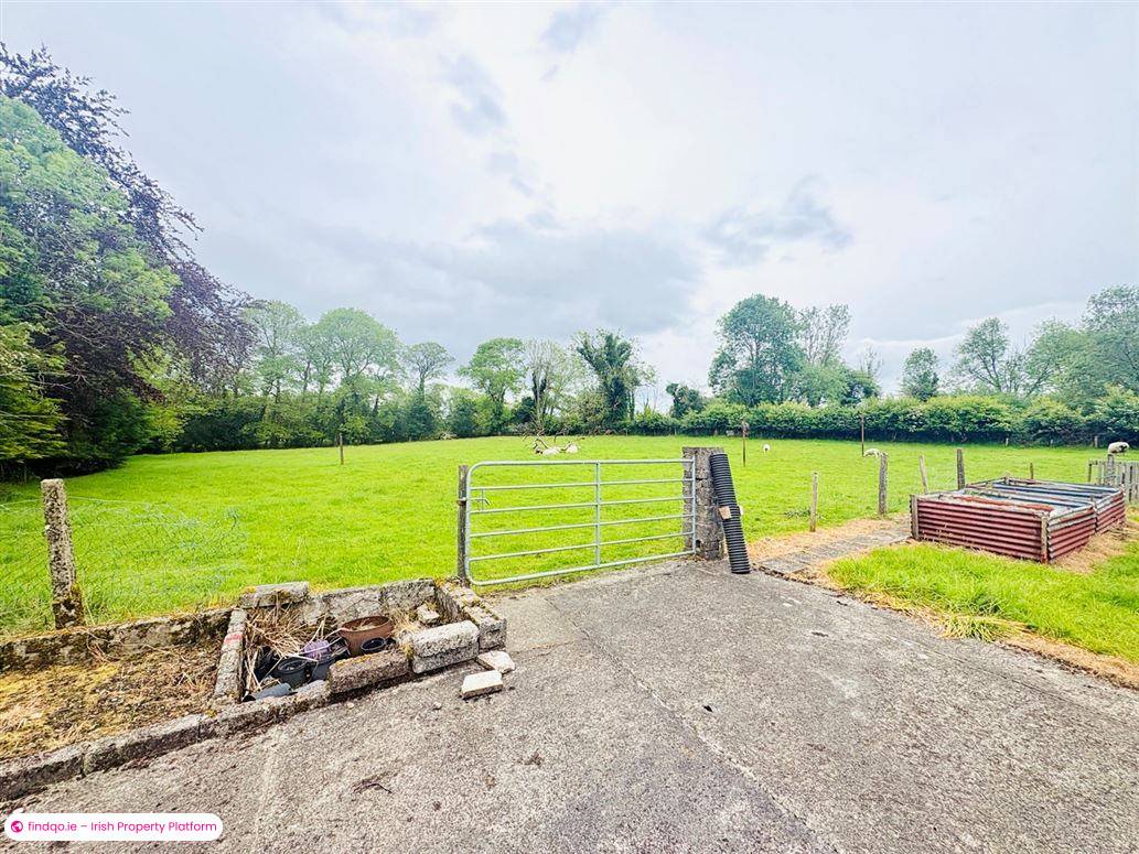 Detached house for Sale in Ballymacelligott, Kerry
