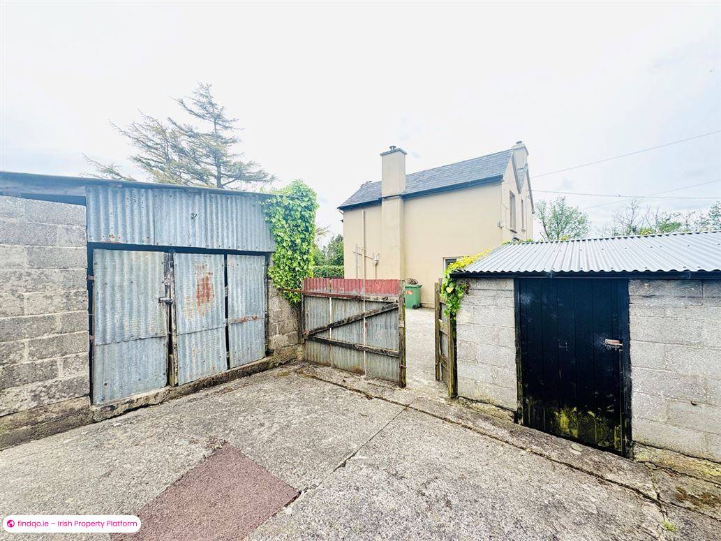 Detached house for Sale in Ballymacelligott, Kerry