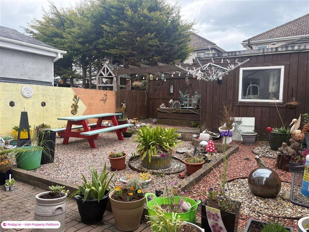 Semi-detached house for Sale in Beaumont, Dublin 5