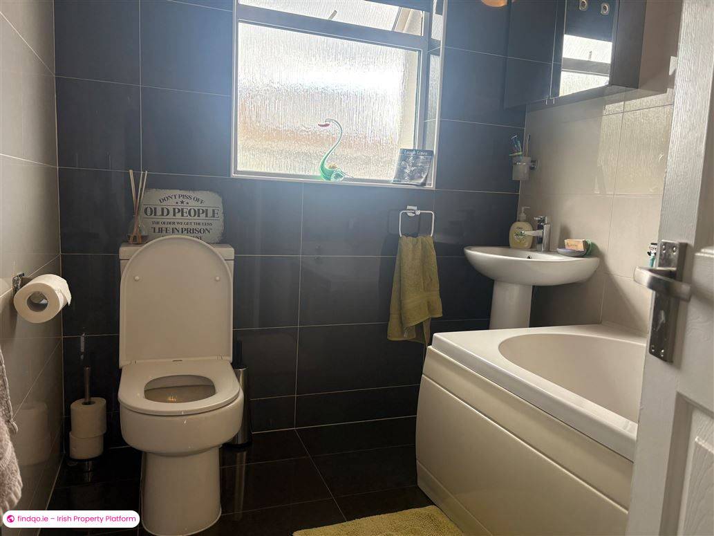 Semi-detached house for Sale in Beaumont, Dublin 5