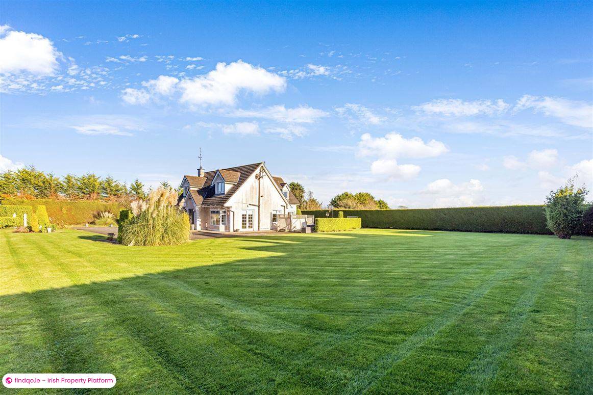 Detached house for Sale in Swords, Dublin (County)