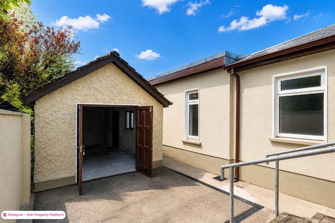 Detached house for Sale in Wellpark, Galway