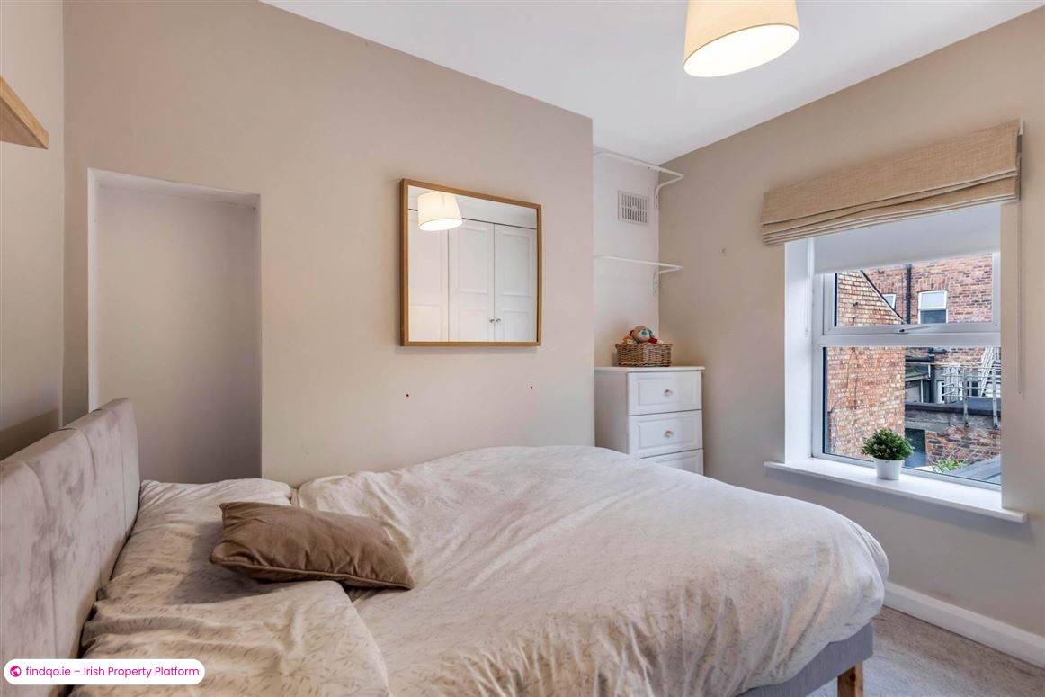 End of terrace house for Sale in Dundalk, Louth