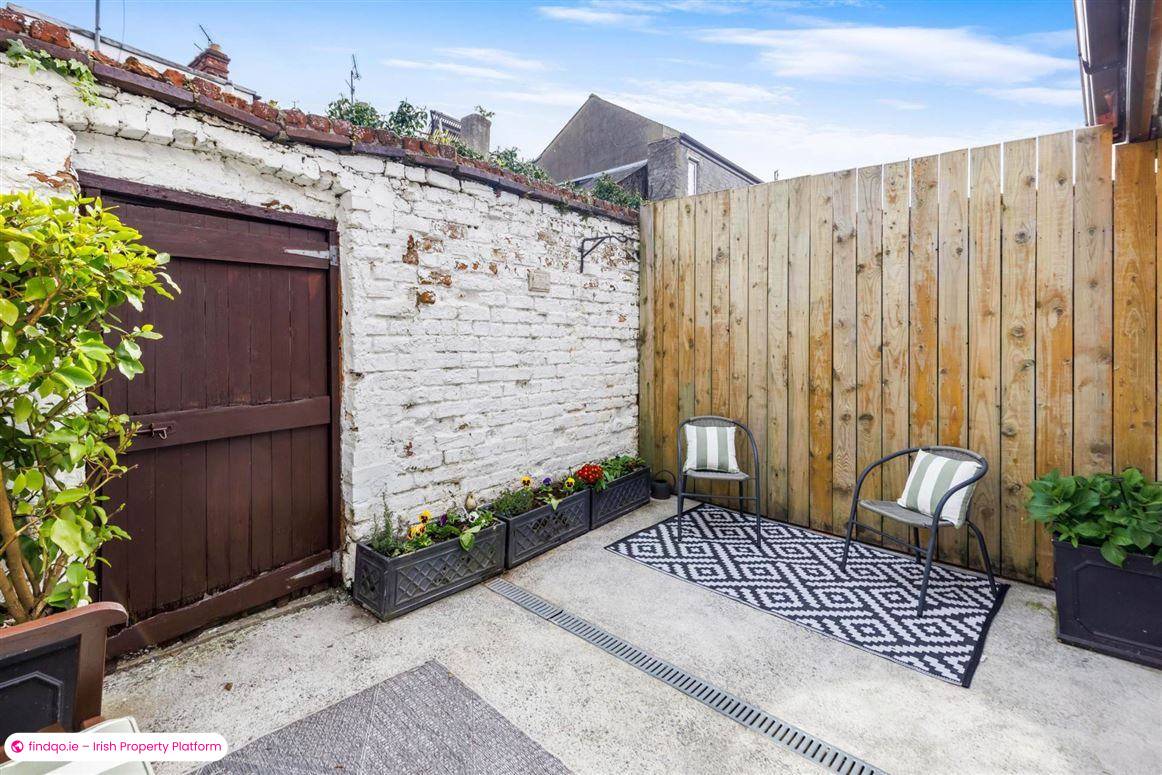 End of terrace house for Sale in Dundalk, Louth