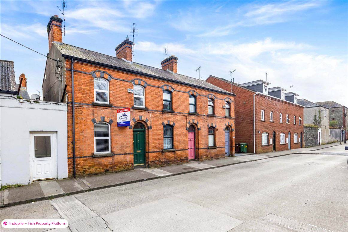 End of terrace house for Sale in Dundalk, Louth
