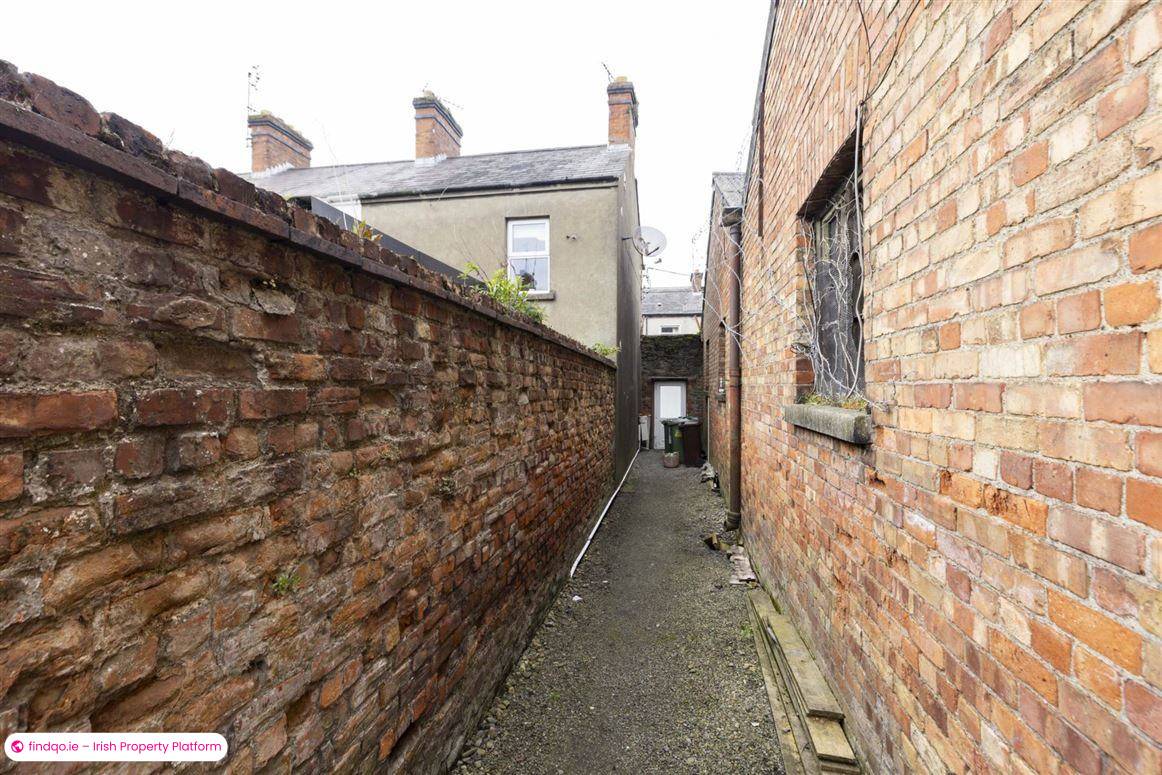End of terrace house for Sale in Dundalk, Louth