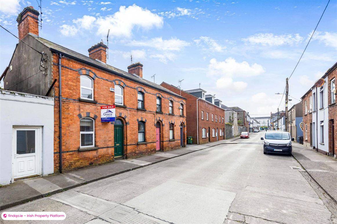 End of terrace house for Sale in Dundalk, Louth