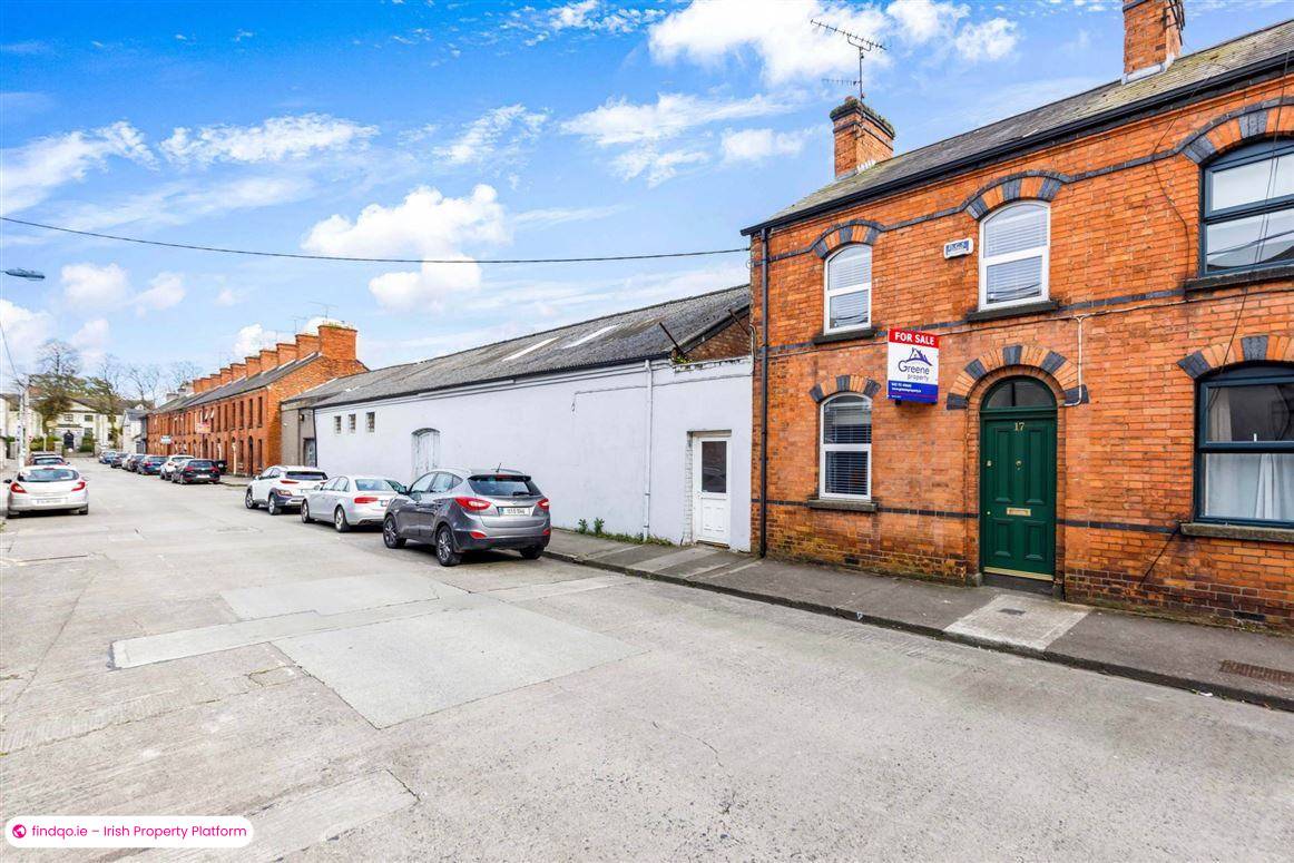 End of terrace house for Sale in Dundalk, Louth