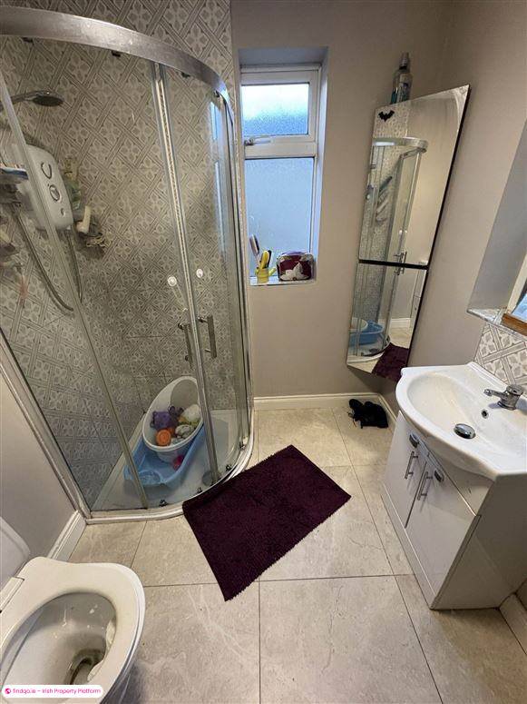 Terraced house for Sale in Dundalk, Louth