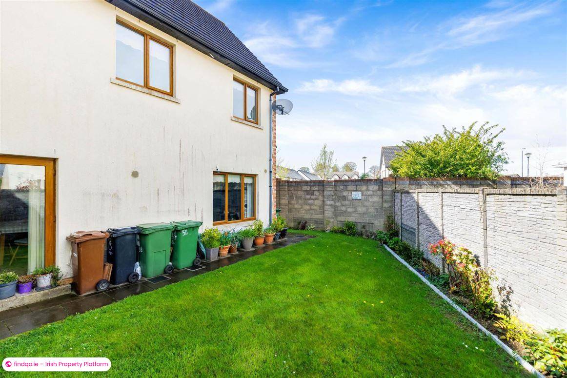 Semi-detached house for Sale in Dundalk, Louth