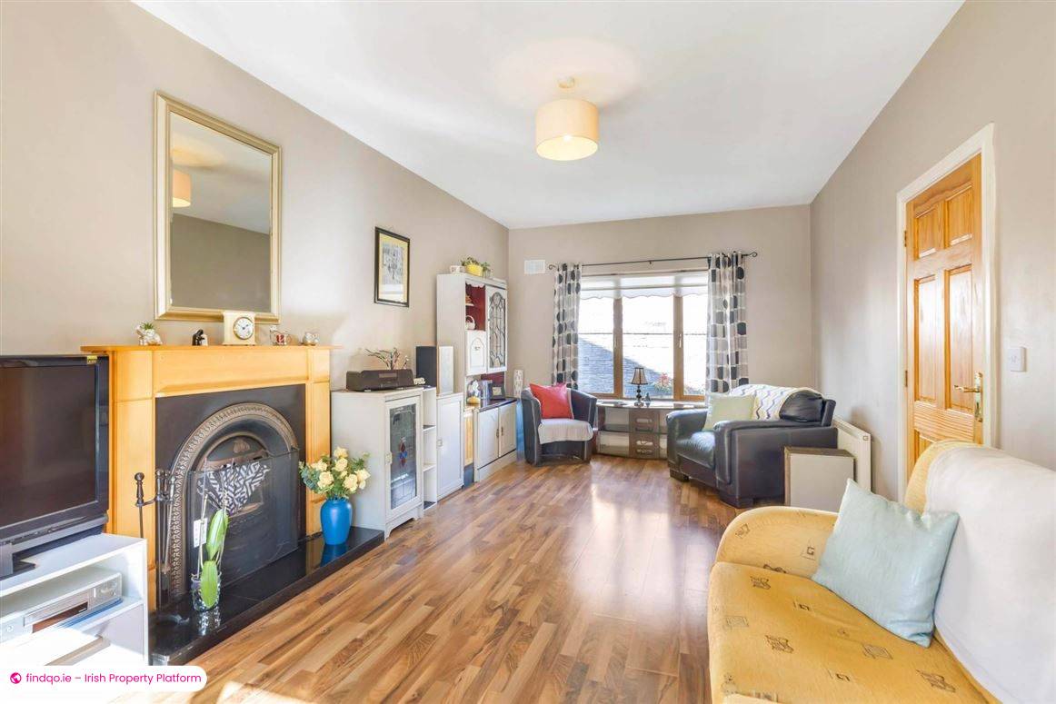 Semi-detached house for Sale in Dundalk, Louth