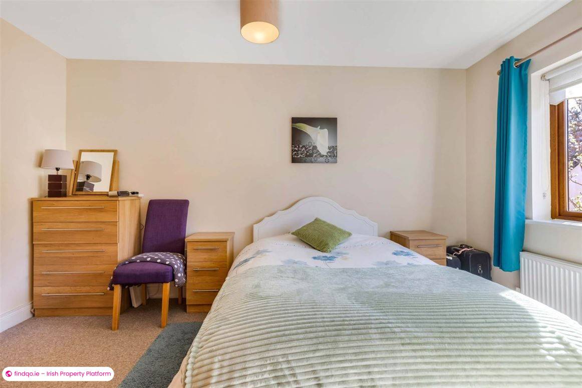 Semi-detached house for Sale in Dundalk, Louth