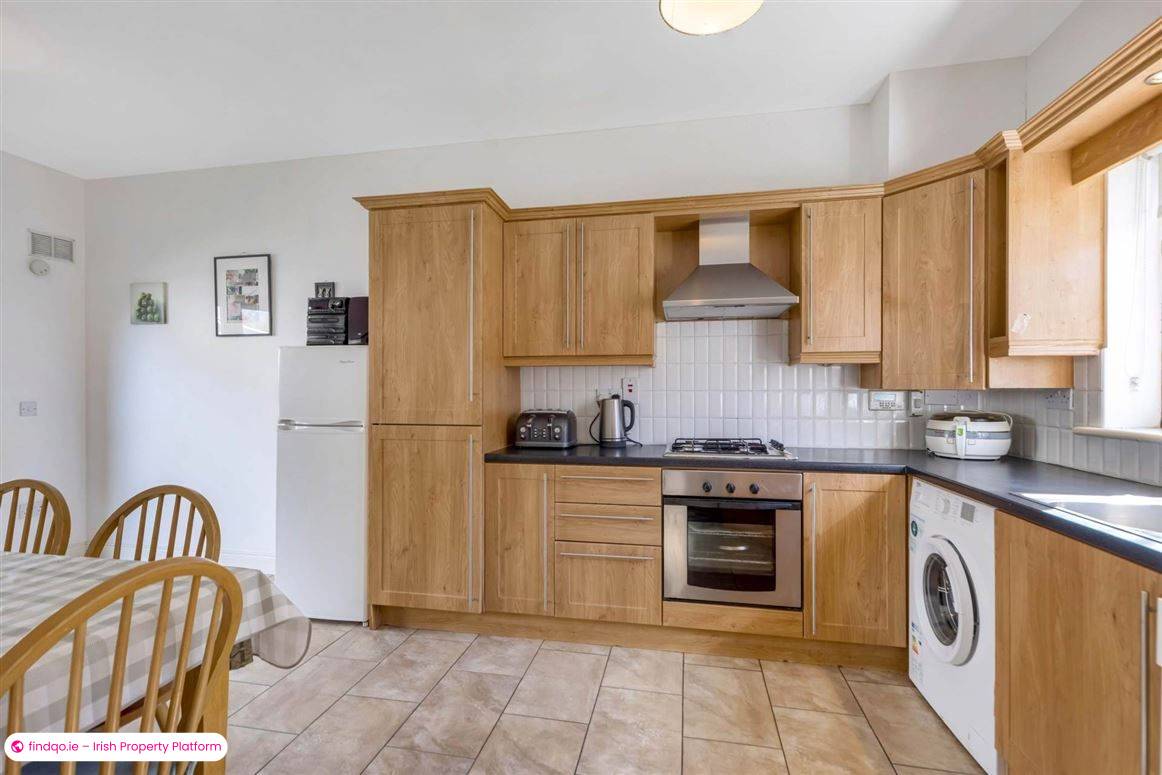 Semi-detached house for Sale in Dundalk, Louth