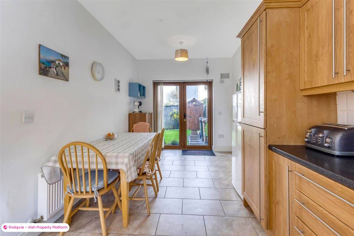 Semi-detached house for Sale in Dundalk, Louth