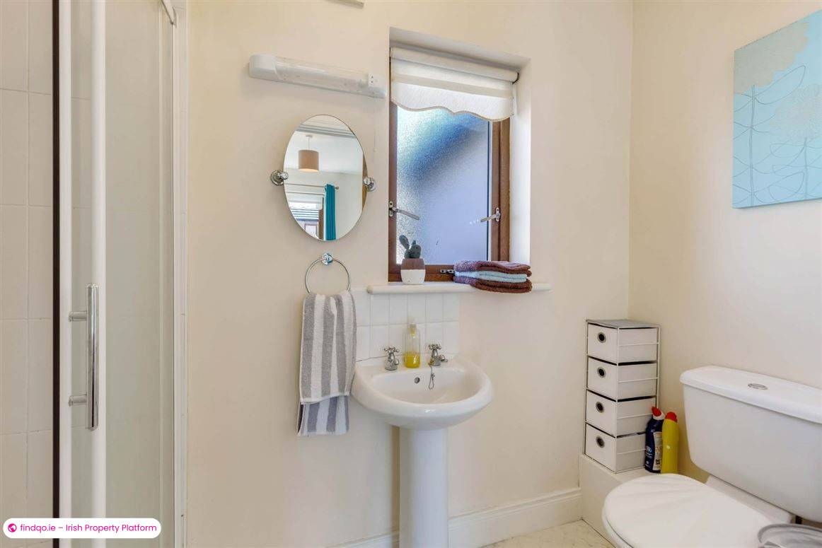 Semi-detached house for Sale in Dundalk, Louth