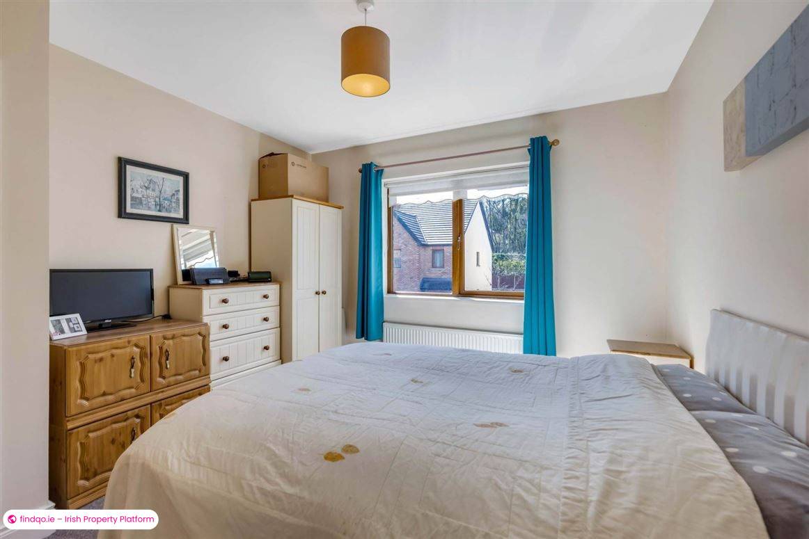 Semi-detached house for Sale in Dundalk, Louth