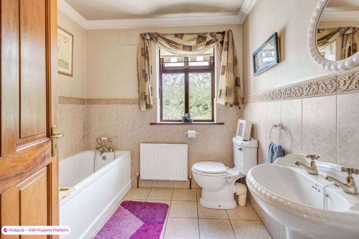 Detached house for Sale in Dunleer, Louth